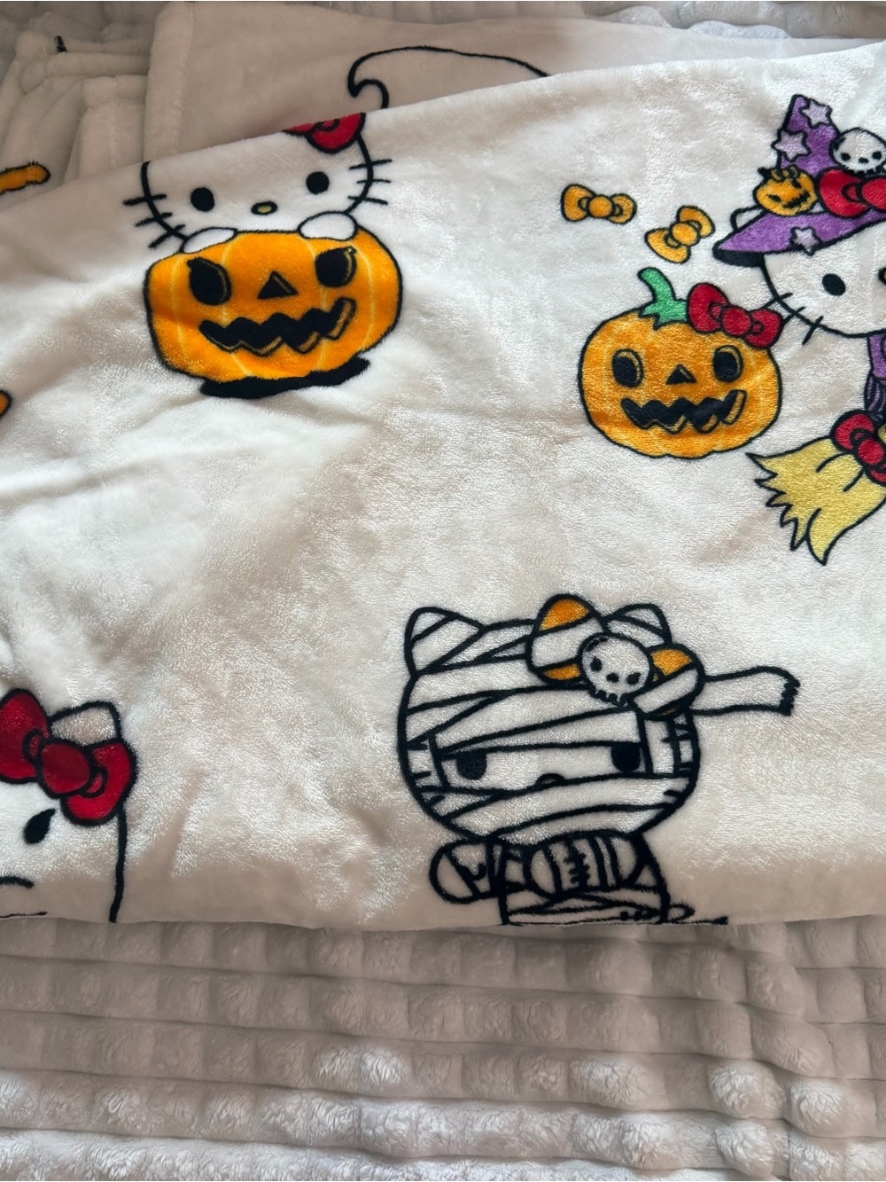 Hello Kitty Halloween Plush Throw Blanket Sanrio